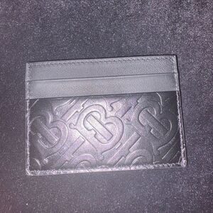 Brand new black Burberry  Embossed Leather Card Holder with coa